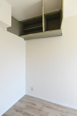 【収納】 | メゾン・ド・エコルス | 上部収納・ハンガーパイプ