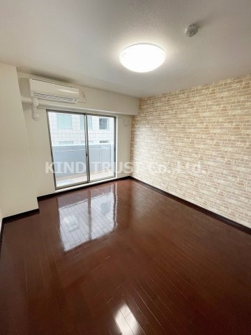 マティエール東梅田の居間・リビング|ゆったり過ごせるリビングです