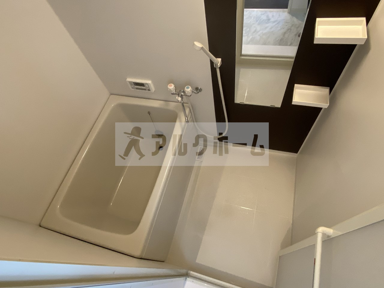 ステラウッド道明寺2の浴室