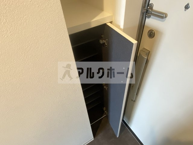 ステラウッド道明寺2の玄関