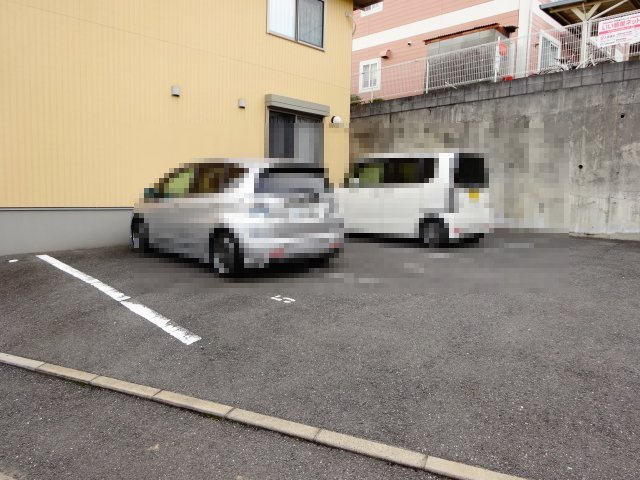 プルーデンスの駐車場