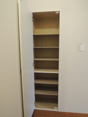 【玄関】 | レオネクスト上之島 | ☆広いシューズボックス☆