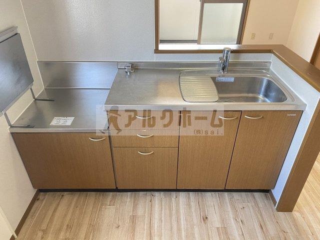ルミエールA棟のキッチン
