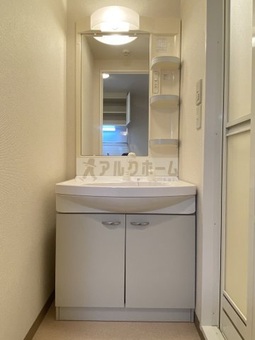 モアナコートの独立洗面台