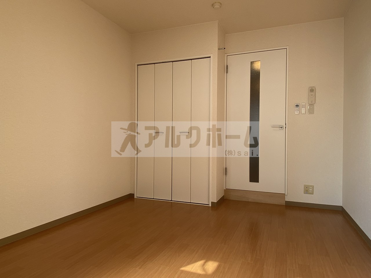 モアナコートの居間・リビング