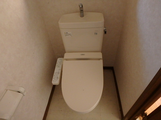 ネオス角盤のトイレ