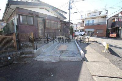 【外観】 | 散田町1丁目戸建 | 駐車場