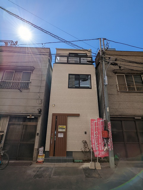 松が谷三丁目屋上付新築戸建の外観|外観。ほぼ完成しました。建物内覧可能です。