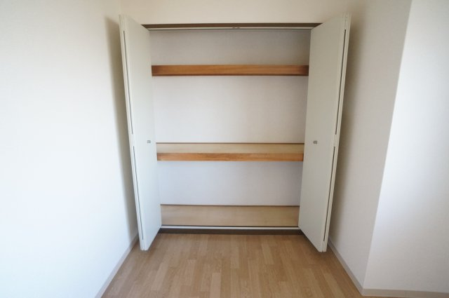 オーベルジュ宝塚の収納|参考、同建物・反転間取りの号室