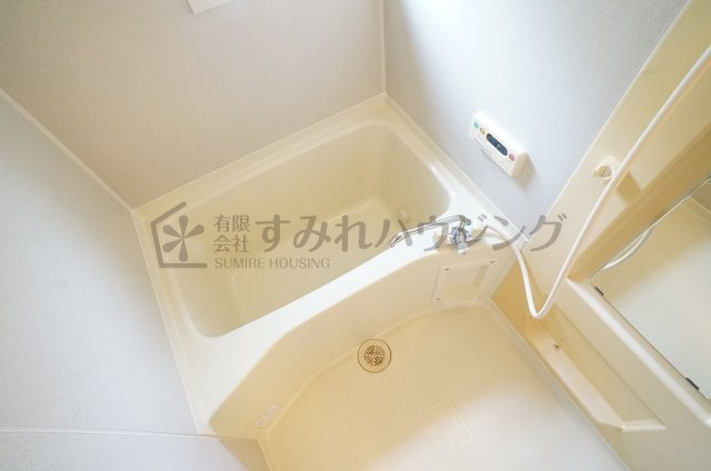 グランパルク向井の浴室