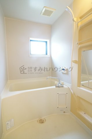 グランパルク向井の浴室