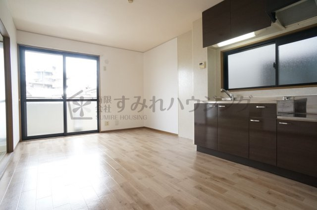 グランパルク向井の居間・リビング