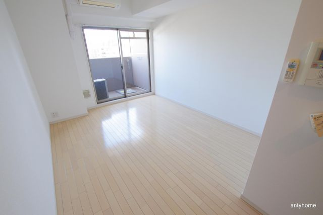 アドバンス西梅田グルーブ　仲介手数料無料の寝室