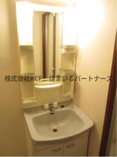 KA-SA浪打の独立洗面台|独立洗面台、朝の身支度には欠かせません