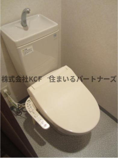 KA-SA浪打のトイレ|落ち着いた色調のトイレです