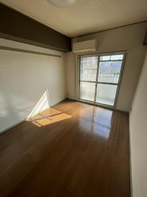 ベルク穂高の洋室