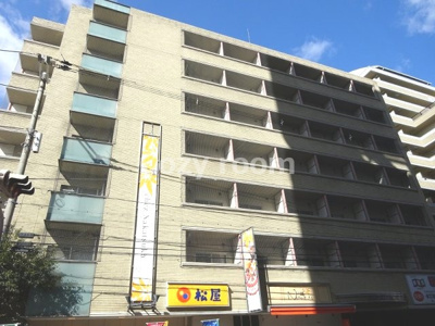 【外観】 | 東明マンション | 落ち着いた感じの外観です。