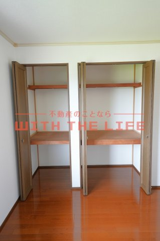 フリーデン安居野G棟【キャッシュバック対象物件】の収納|大きなスペースがあり、収納には困りません