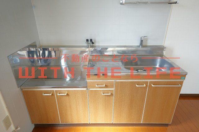 フリーデン安居野G棟【キャッシュバック対象物件】のキッチン|きれいなキッチンです