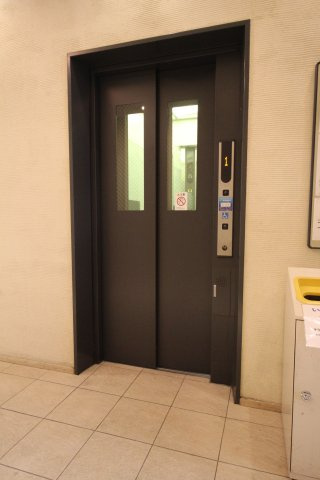 【エントランス】