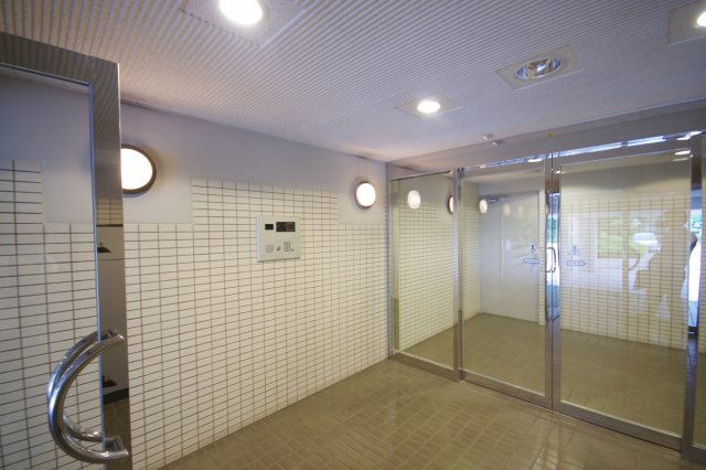 【エントランス】
