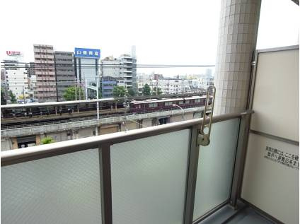 ドミール春日野道Ｎのバルコニー