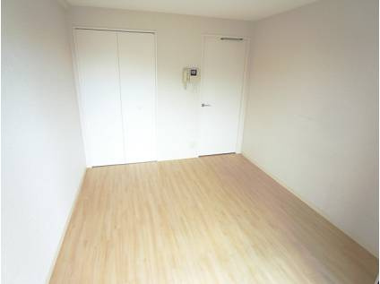 ドミール春日野道Ｎの洋室