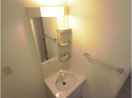 ドミール春日野道Ｎの独立洗面台