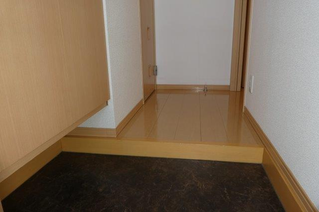 オランジュBの玄関