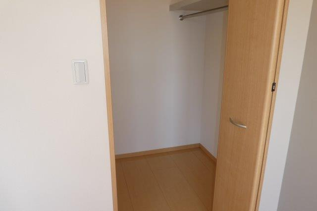 オランジュBの収納|ウォークインクローゼット