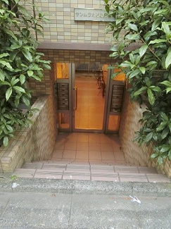 【エントランス】