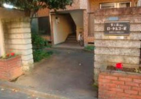 市ヶ谷第三ローヤルコーポのエントランス|市ヶ谷第三ローヤルコーポ