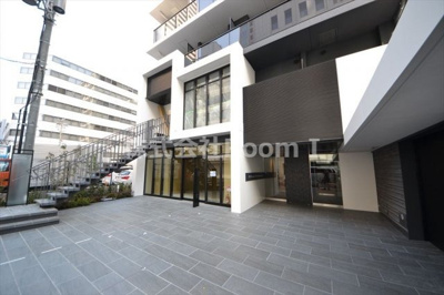 【エントランス】 | BPRレジデンス大阪本町Q | 落ち着いたエントランスです