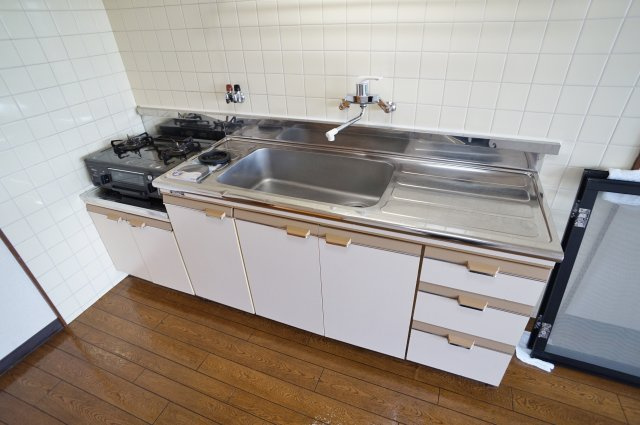 赤崎ビルのキッチン|大きなキッチン