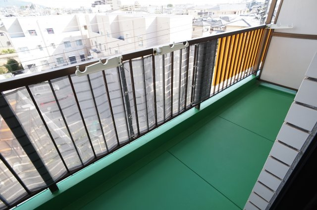 赤崎ビルのバルコニー|広々バルコニー