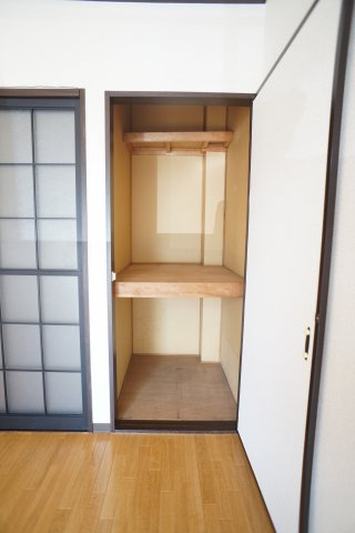 コマツハイツの収納