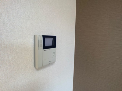 【セキュリティ】 | ロイヤルレジデンス C