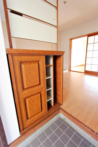 コトーレジデンスの収納|玄関のシューズボックス内