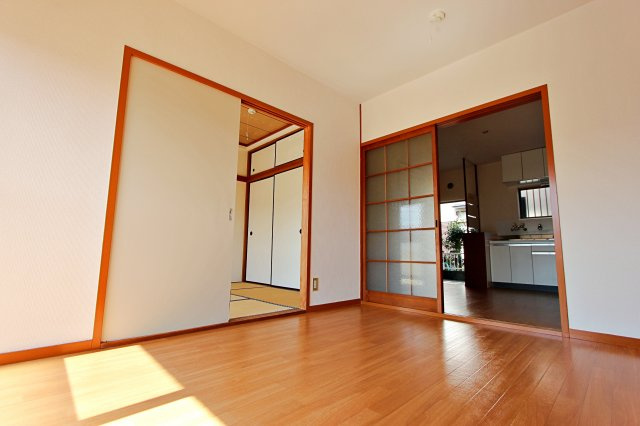 コトーレジデンスの洋室