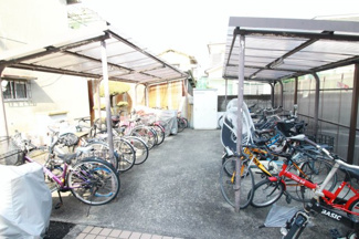 【その他共用部分】 | 屋根付き駐輪場