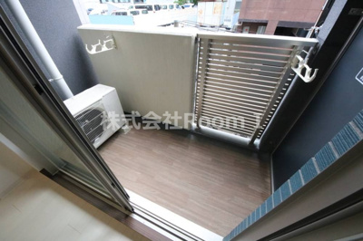 【バルコニー】 | アクアプレイス北浜 | バルコニーがあります