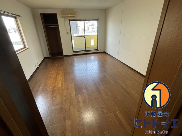 ユノソハイツ龍ケ原の居間・リビング