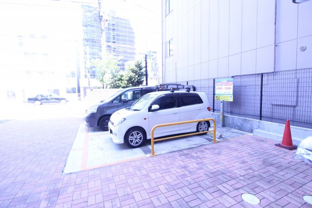 【駐車場】
