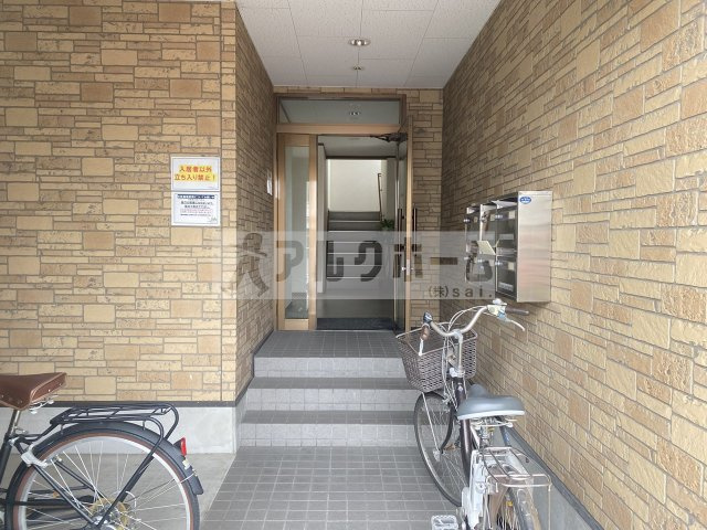 ハイツエンドウのエントランス