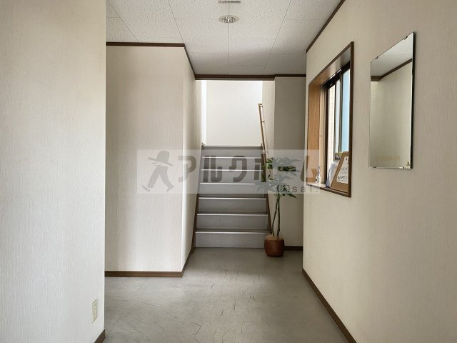 ハイツエンドウのロビー