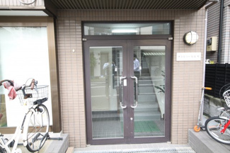【エントランス】