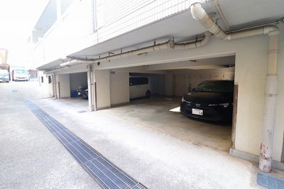 【駐車場】 | リトルウッド