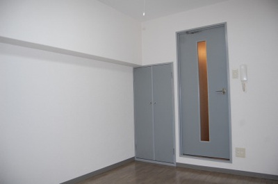 【洋室】 | プチハイツ服部