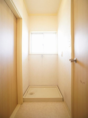 【設備】 | アンジュール鹿沼幸町 | 室内洗濯機置き場です♪