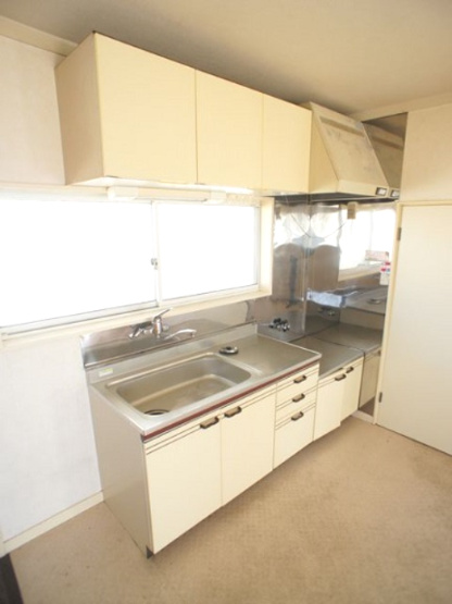 【キッチン】 | アンジュール鹿沼幸町 | 便利な吊戸棚が付いています♪